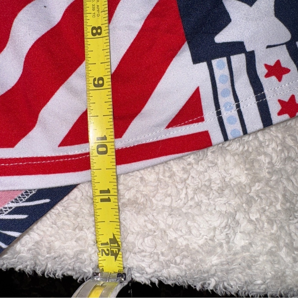 Patriotic Stars and Stripes short set Size Small - Picture 4 of 8